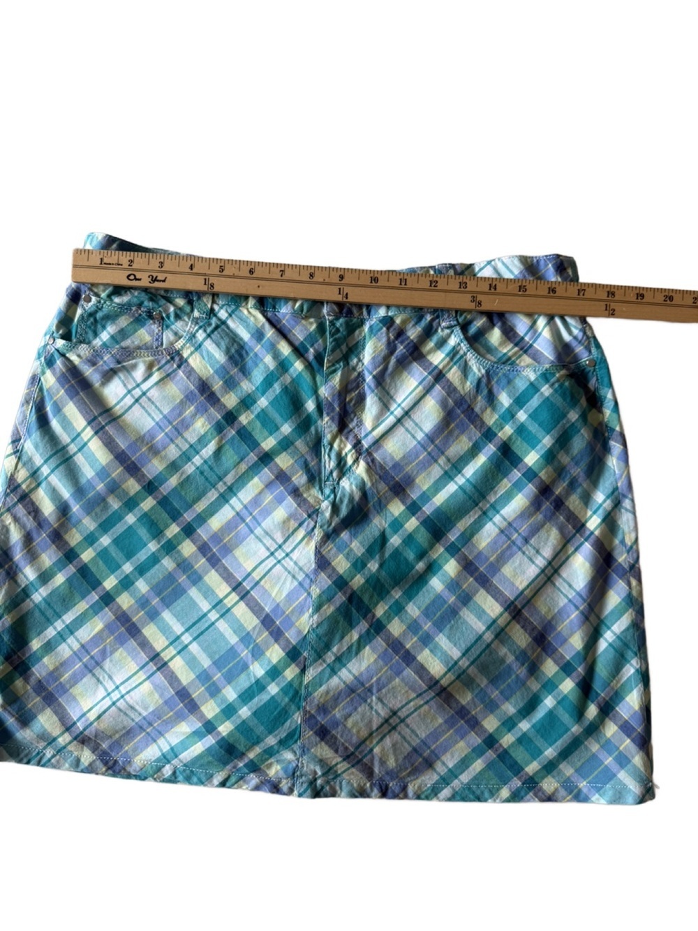 Croft & Barrow Women’s Plaid Mini Skirt in Teal Blue. Plus Size 14